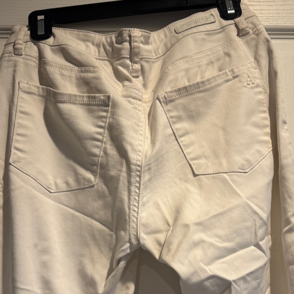 Articles Of Society Women's Skinny Jeans in white - Picture 6 of 6